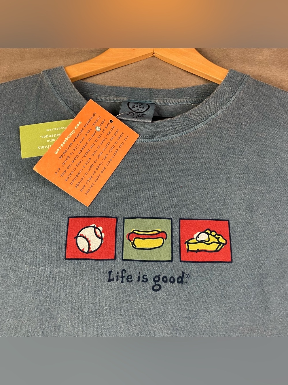 Life Is Good Men’s Graphic T Shirt Size XL Baseball, Hot Dog & Pie Blue NWT! New